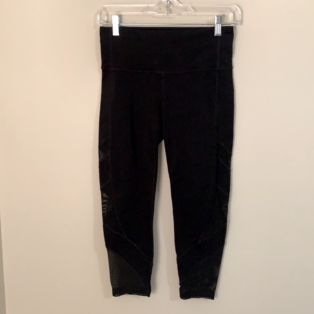 Athleta Black Mesh Capri Leggings Size S
